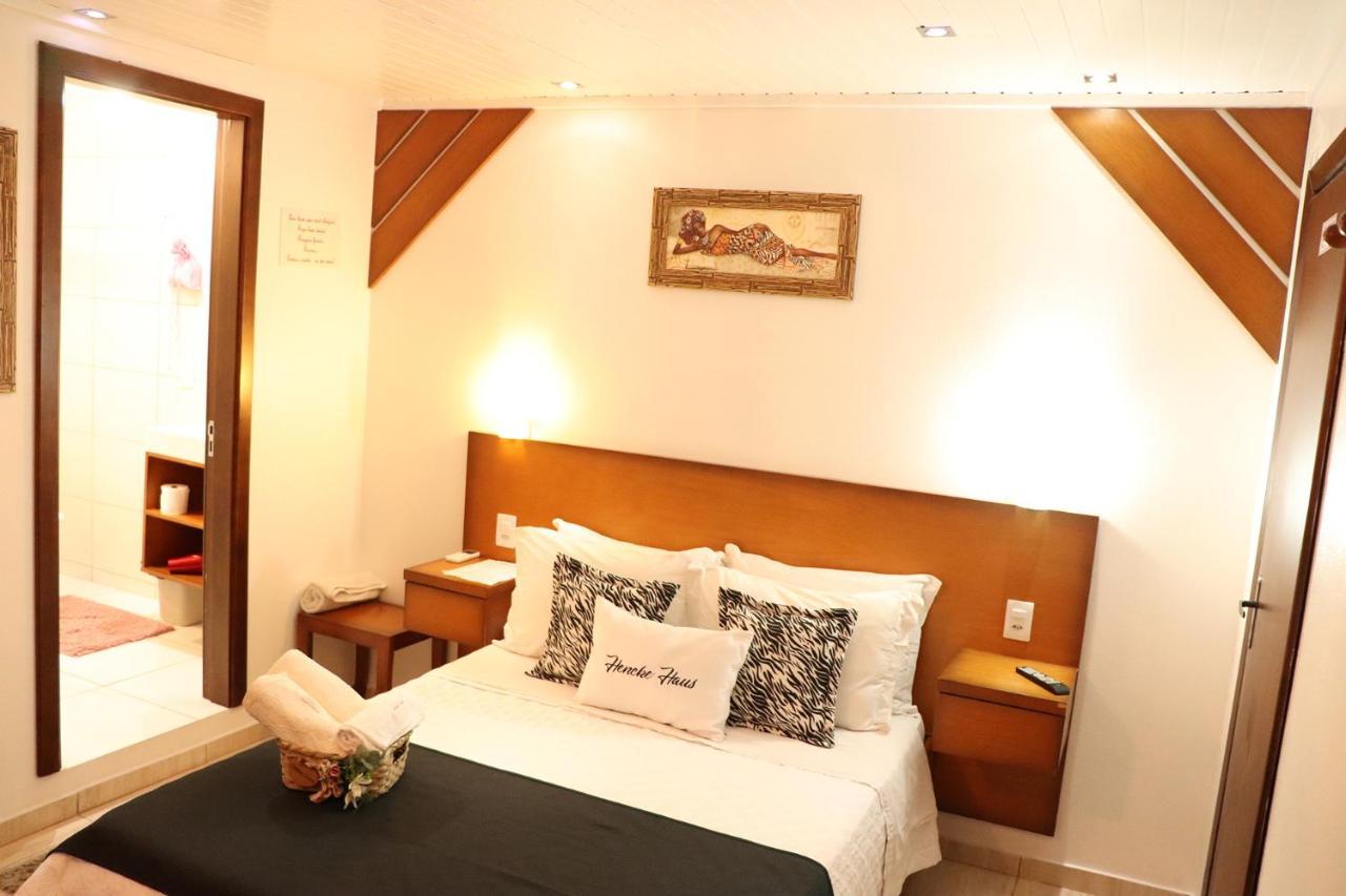 Pousada Hencke Haus (Adults Only) カネラ エクステリア 写真